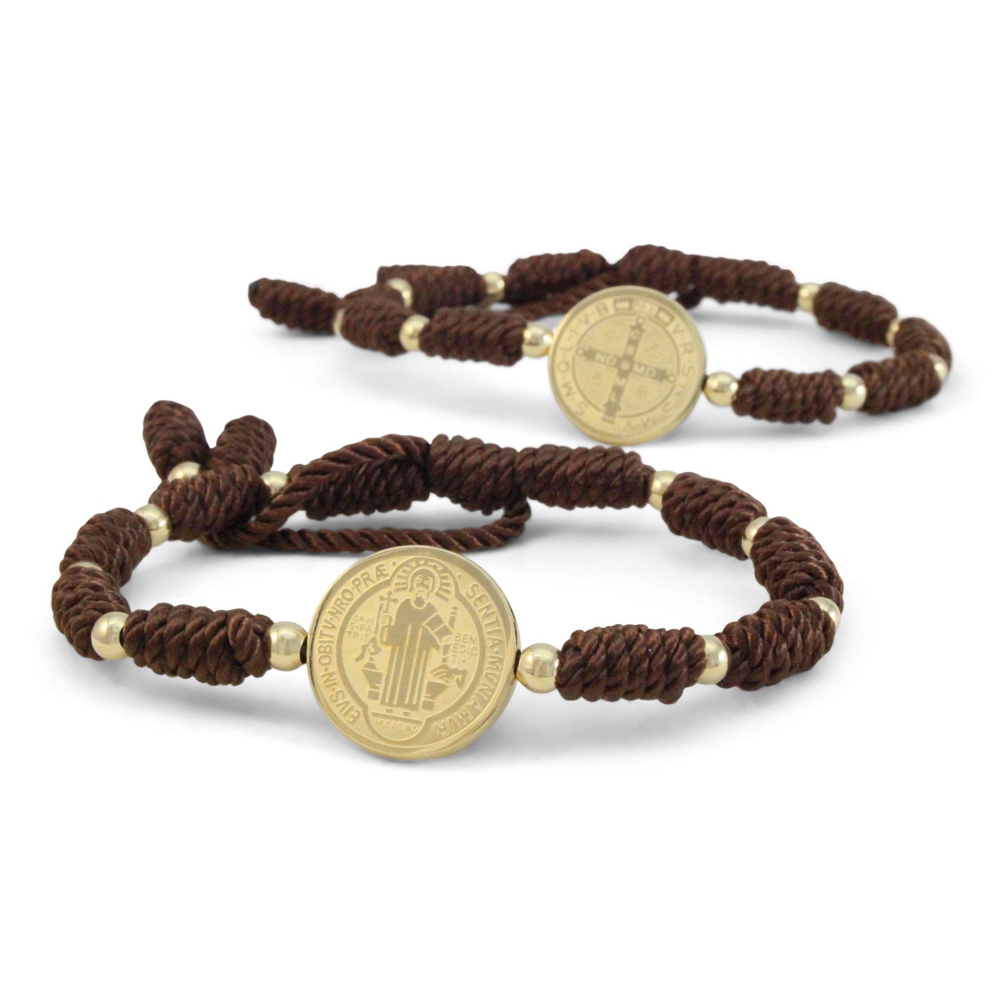 Pulseras de hilo con medalla de San Benito café