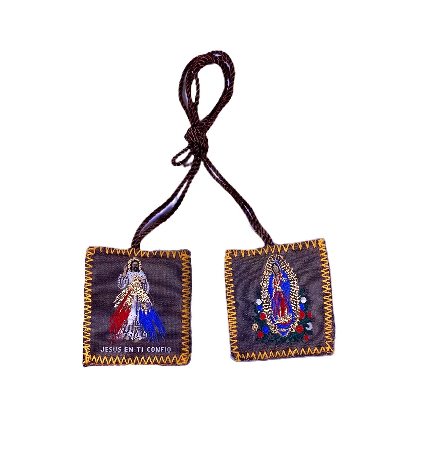 En Santa Maria del Monte nuestra meta es evangelizar y nuestros productos nos ayudan a hacerlo, por eso te presentamos este escapulario de la Virgen del CArmen que encontrará s en nuestra sección de escapularios. Disfrútalo y ayúdanos a llevar el mensaje de Cristo. Nuestros productos hablan por sí
