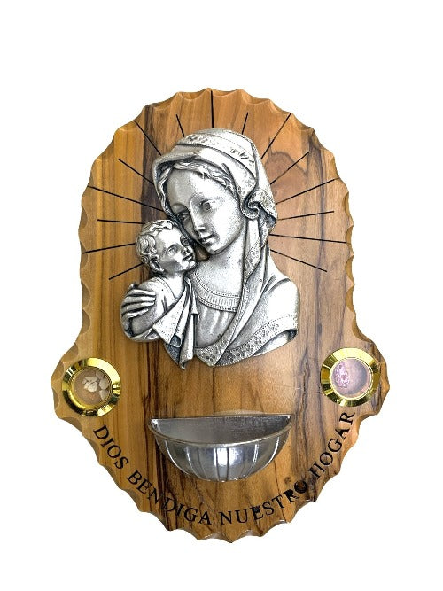 Fuente para agua bendita/Holy water fountain