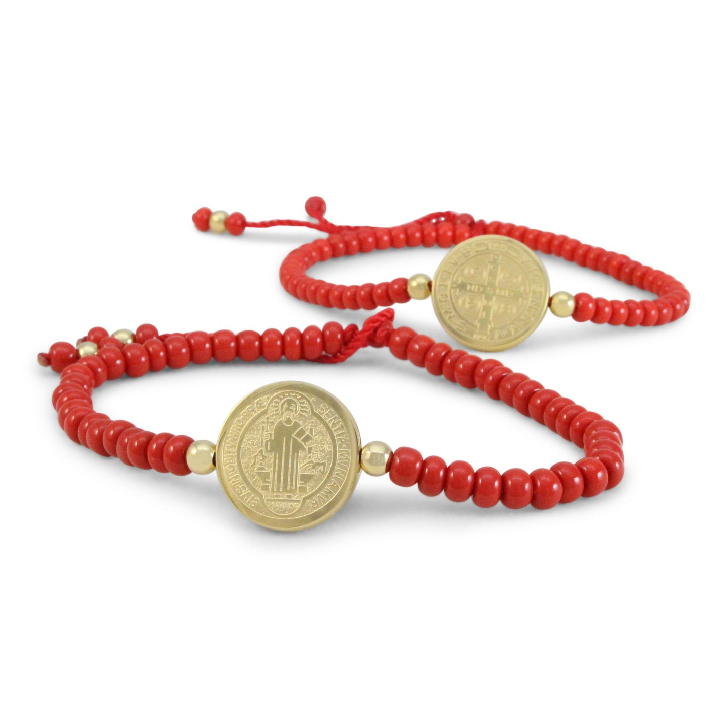 Pulsera de coral con medalla de San Benito