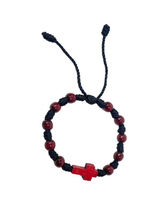 Pulsera de madera con cruz