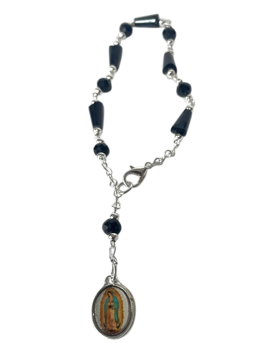 Pulsera de la Virgen de Guadalupe negra
