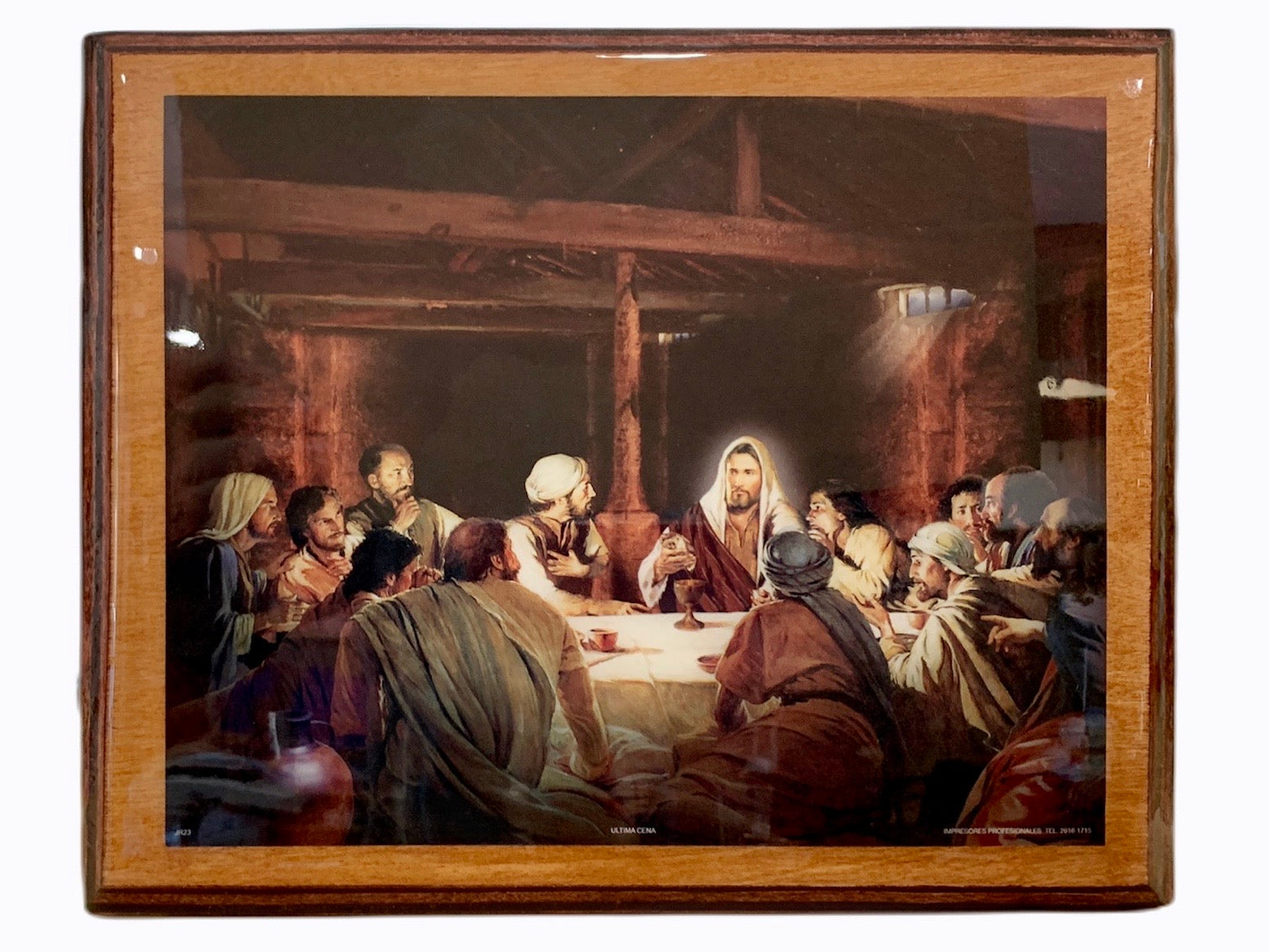 En Santa Maria del Monte tienda Católica nuestra meta es evangelizar y nuestros productos nos ayudan a hacerlo, por eso te presentamos este cuadro de  La Última Cena en nuestra sección de Arte Sacro.  Disfrútalo y ayúdanos a  llevar el mensaje de Cristo.  Nuestros productos hablan por sí solos