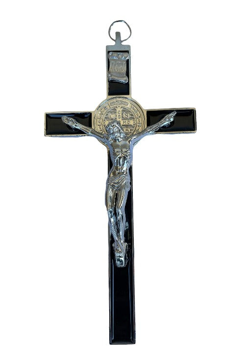 En Santa María del Monte,  tienda católica,nuestra meta es evangelizar y nuestros productos nos ayudan a hacerlo, por eso te presentamos este "Crucifijo de San Benito/Metal " Ten en tu hogar la representación del amor que Jesús nos tiene, para que bendiga tu hogar, lo llene de amor y te recuerde a ti y a los tuyos, que estamos unidos por amor a Dios.Disfrútalo y ayúdanos a  llevar el mensaje de Cristo. Se parte de Nuestra Misión!